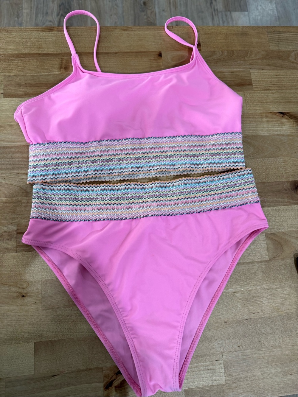 SHEIN Pink womens -bikini Swimsuit with Multicolor Chevron Waistband